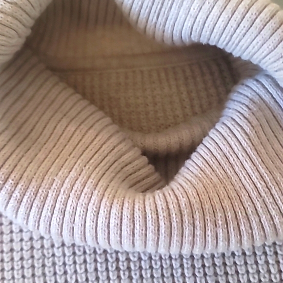 🍁HAPPY FALL🍁 MICHAEL KORS SWEATER! - Picture 6 of 7